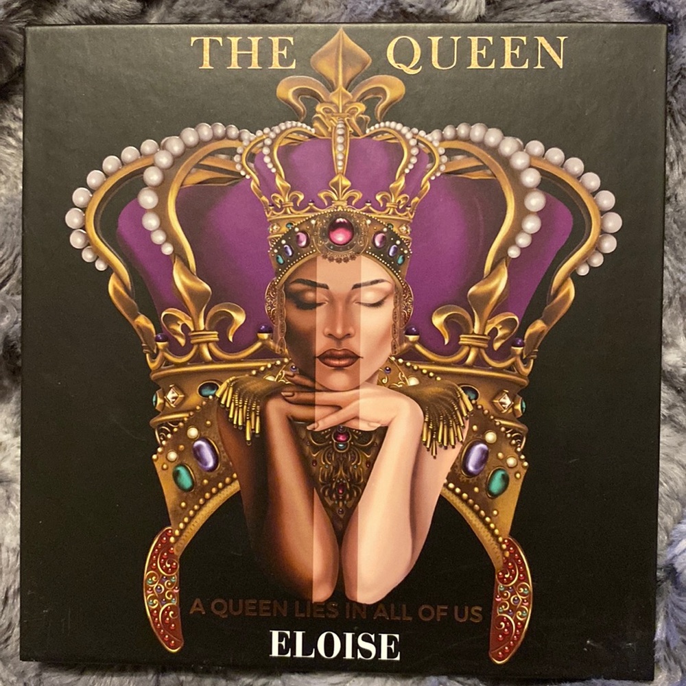 Eloise The Queen eyeshadow palette